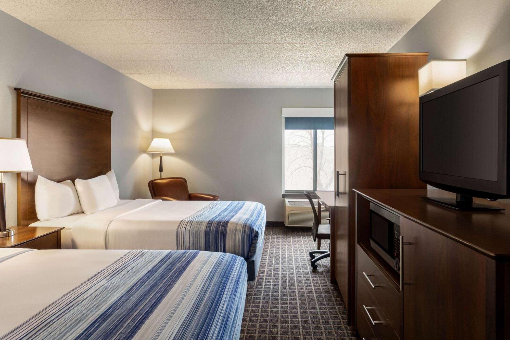 Americinn By Wyndham West 3*