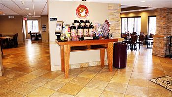 Hotel Americinn By Wyndham West