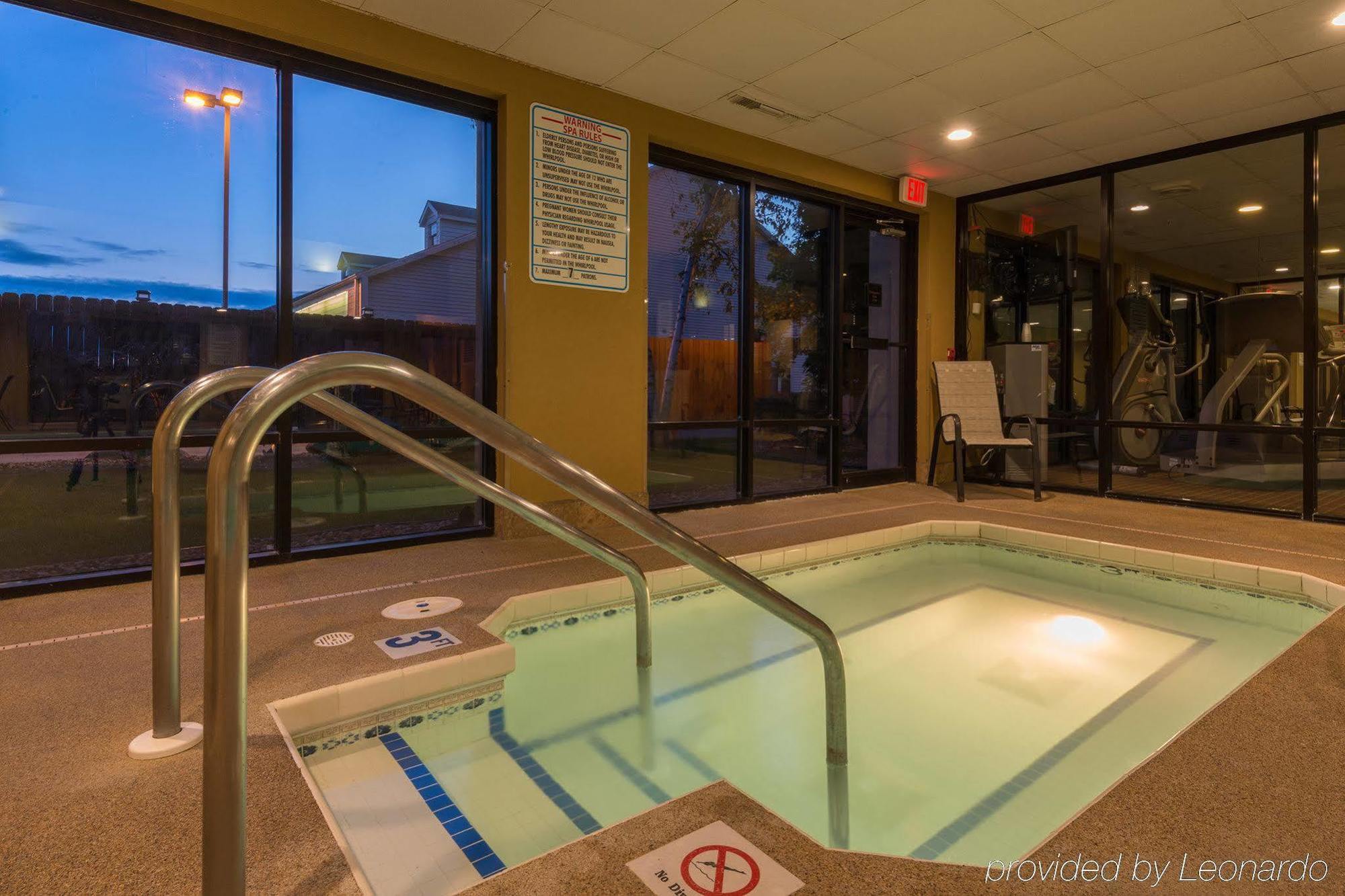 Americinn By Wyndham West