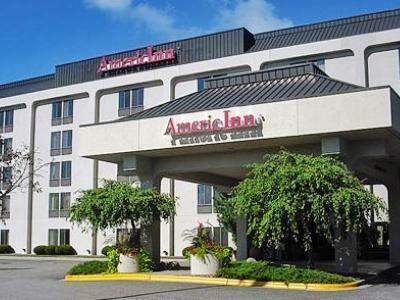 Hotel Americinn By Wyndham West