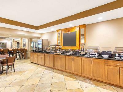 Hotel Americinn By Wyndham West