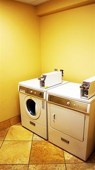 Americinn By Wyndham West 3* Madison